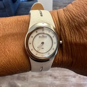 listing-status-banner